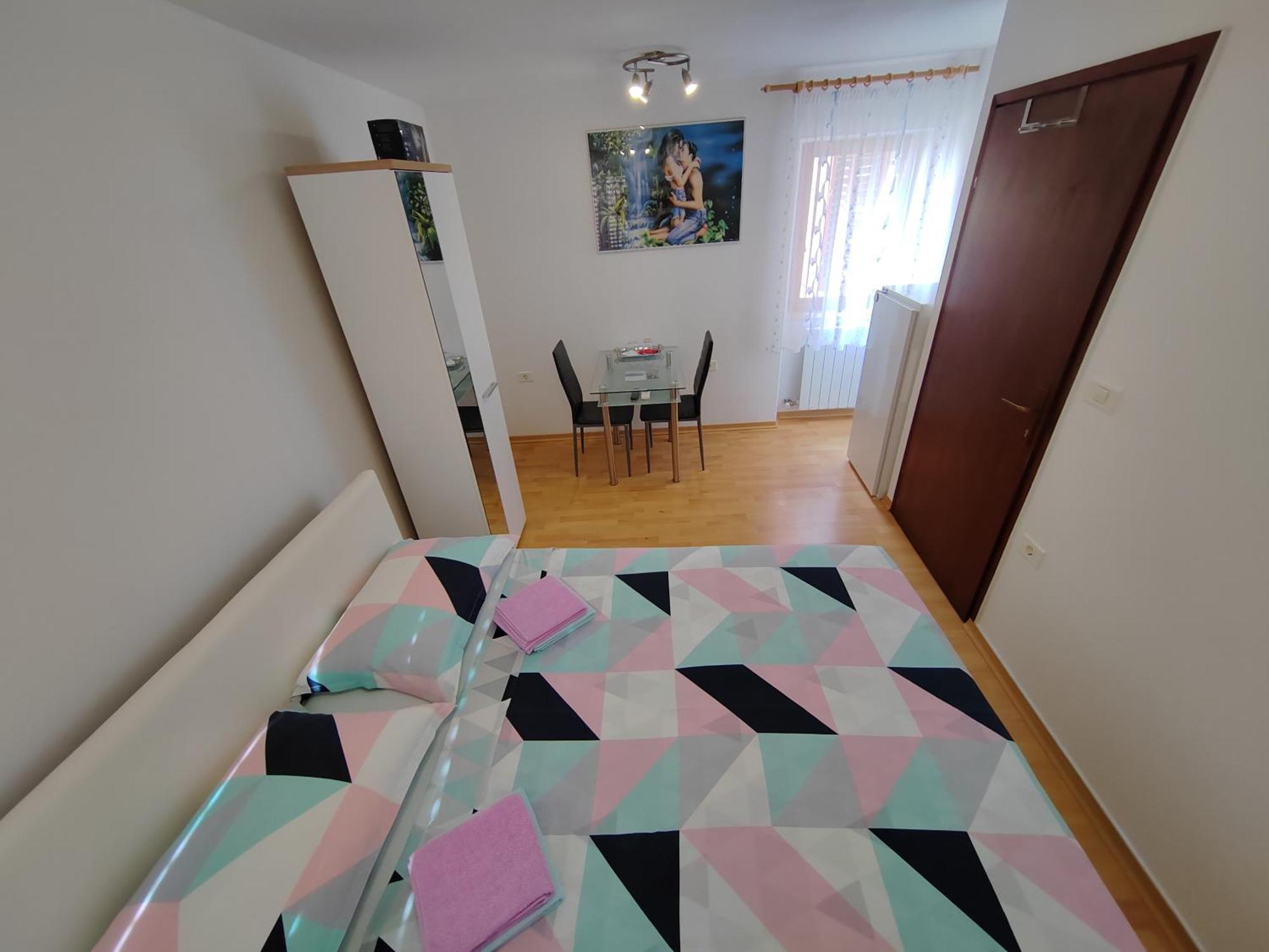 Rooms Neda Izola Bagian luar foto