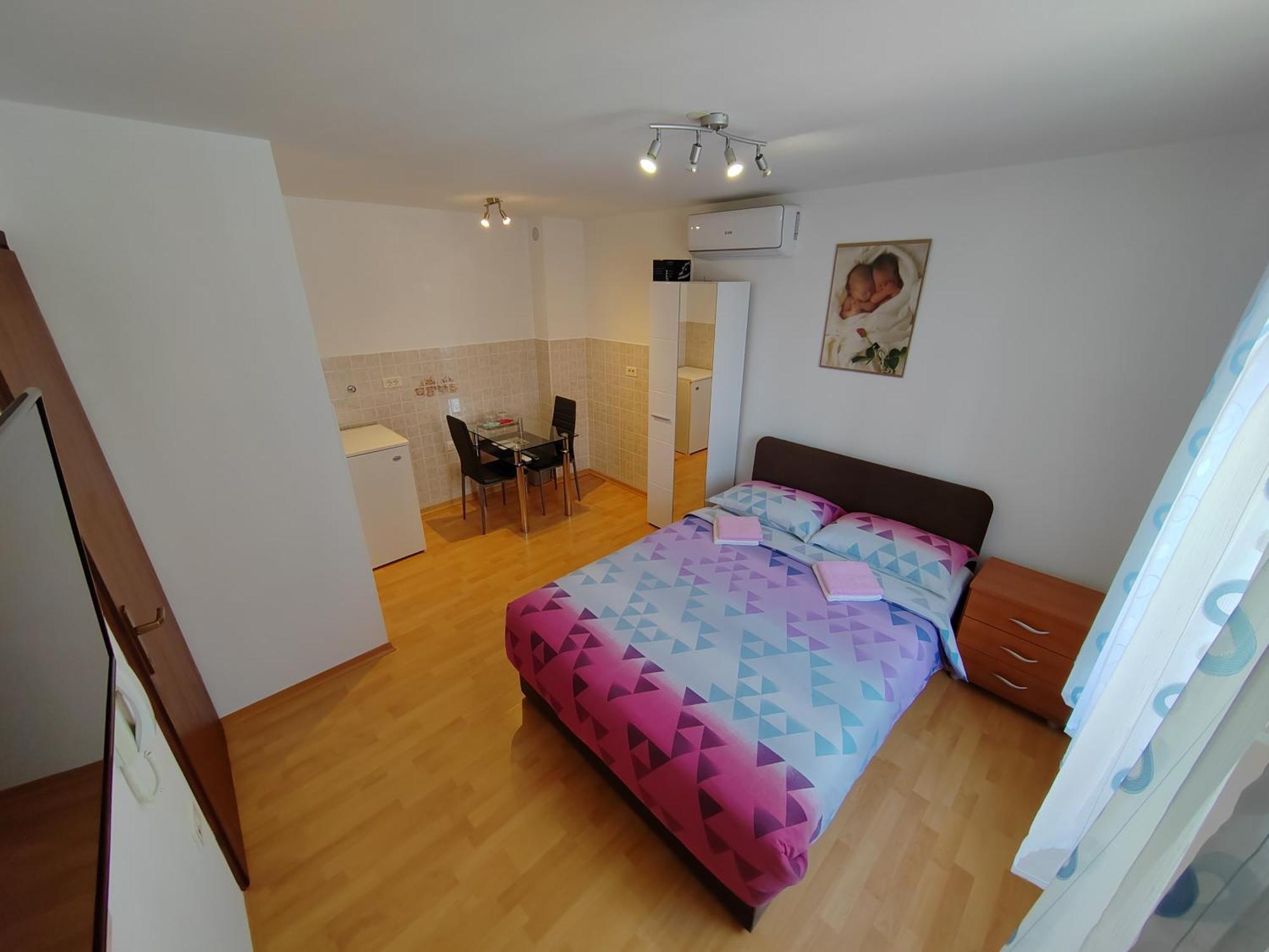 Rooms Neda Izola Bagian luar foto