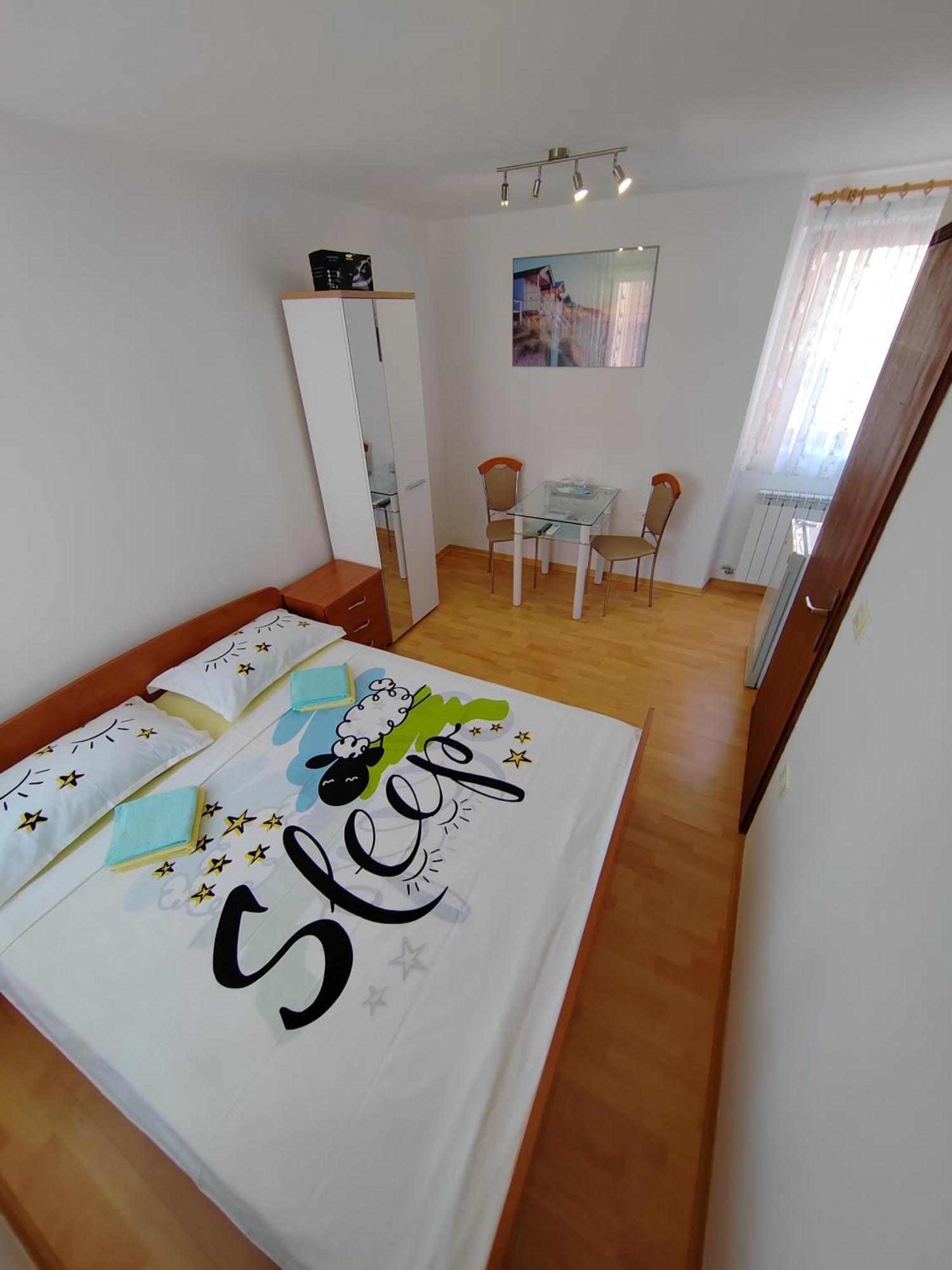Rooms Neda Izola Bagian luar foto