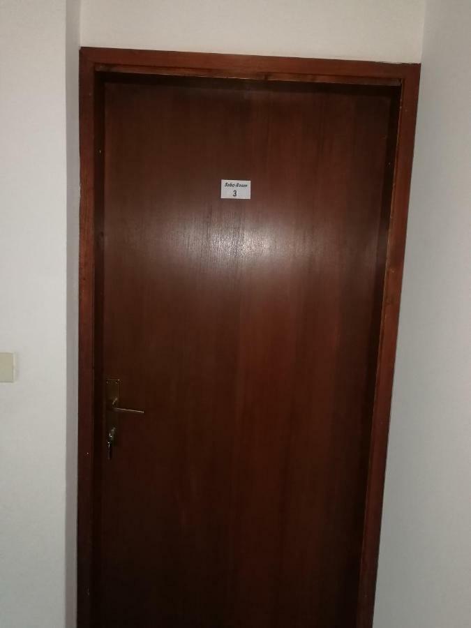 Rooms Neda Izola Bagian luar foto